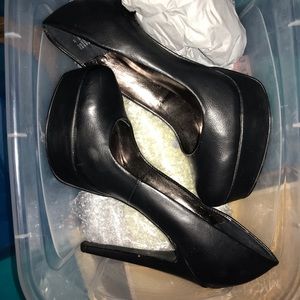 Black heels